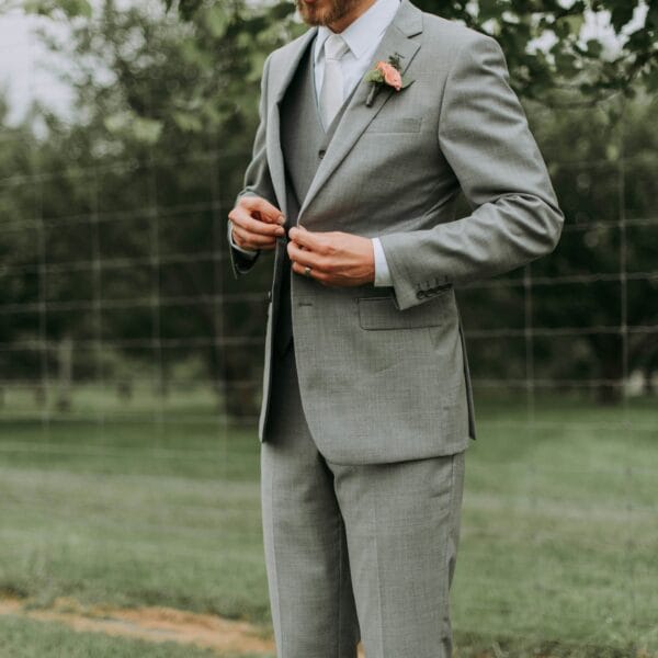 Groom suite